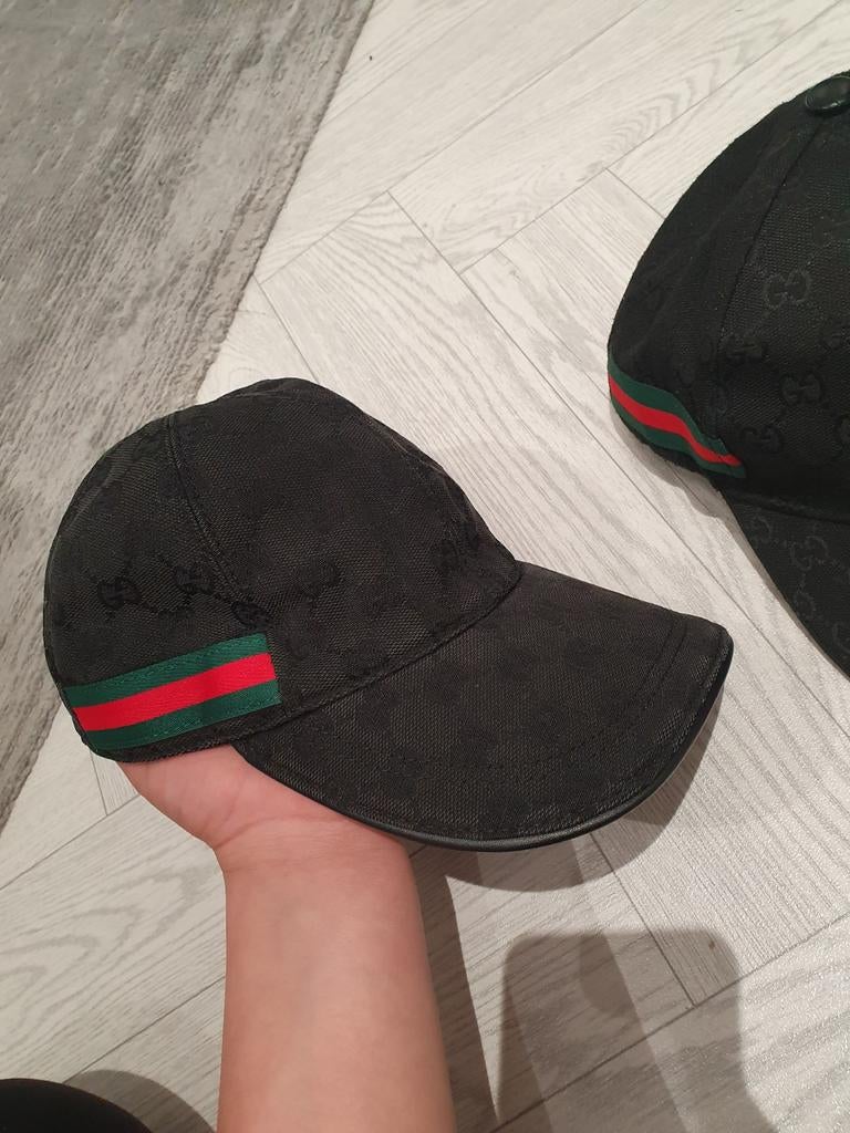 2 mooie cucci petten, Ophalen of Verzenden, Zo goed als nieuw, Cucci, Pet