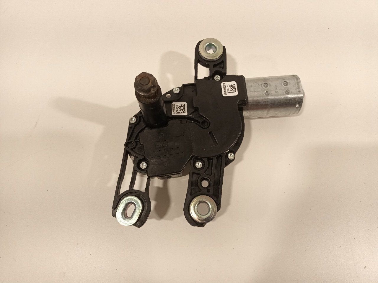 Ruitenwissermotor achter Volkswagen Golf, Onderdelen@venauto.nl, Van der Ven Autorecycling B.V., Gebruikt, Ettenseweg 76, 4706 PB Roosendaal, The Netherlands