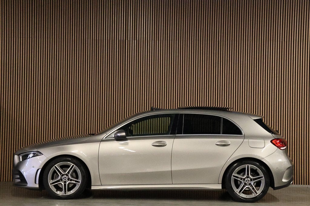 Mercedes-Benz A-Klasse A 180 d AMG pakket | Panorama dak | B, Voorwielaandrijving, 1325 kg, Gebruikt, 4 cilinders