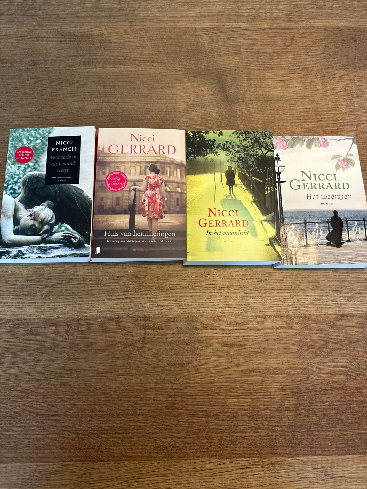 Nicci French & Nicci Gerrard boeken - 4 romans, Boeken, Romans, Ophalen of Verzenden, Zo goed als nieuw, Nederland