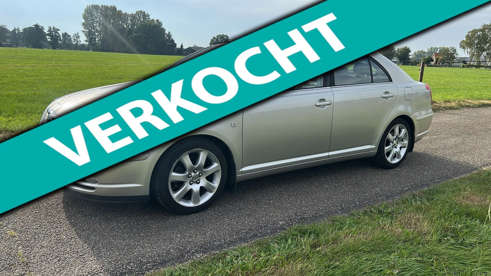 Toyota Avensis 2.0 VVTi Executive, Voorwielaandrijving, 1998 cc, Zwart, 4 cilinders