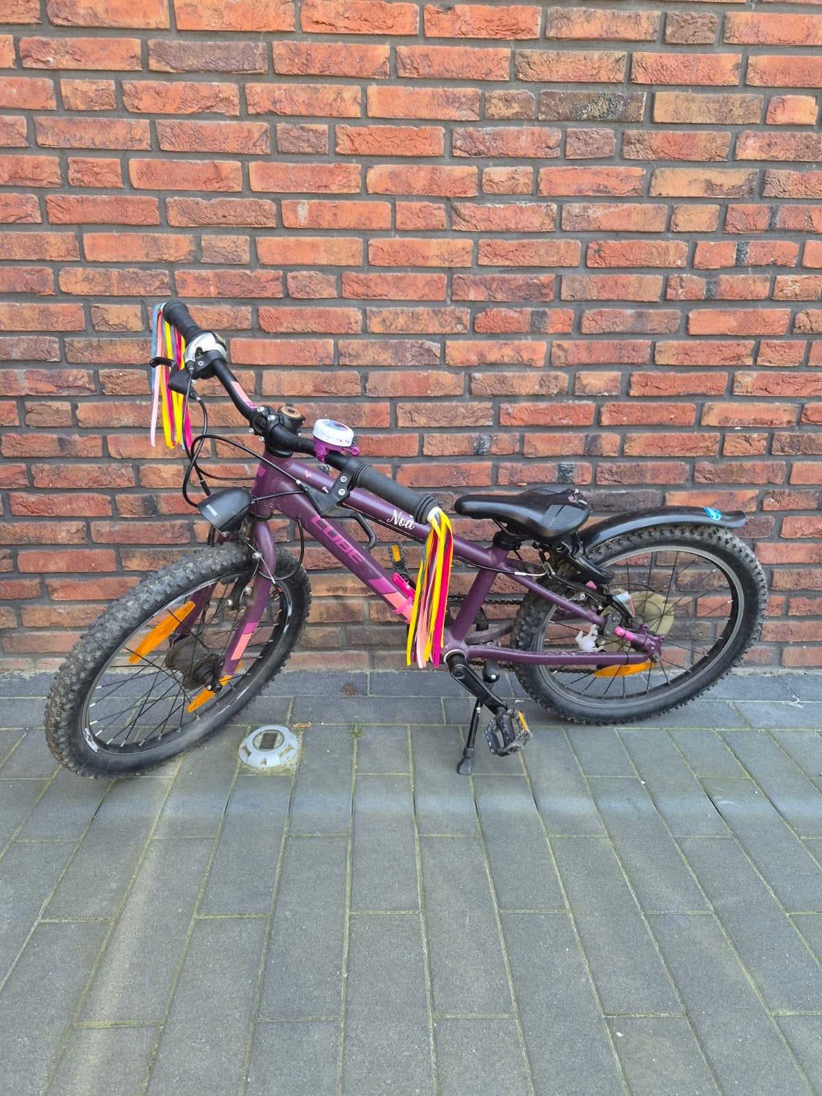 CUBE kinderfiets paars met gaatje in zadel, 20 inch of meer, Gebruikt, Velgrem, CUBE