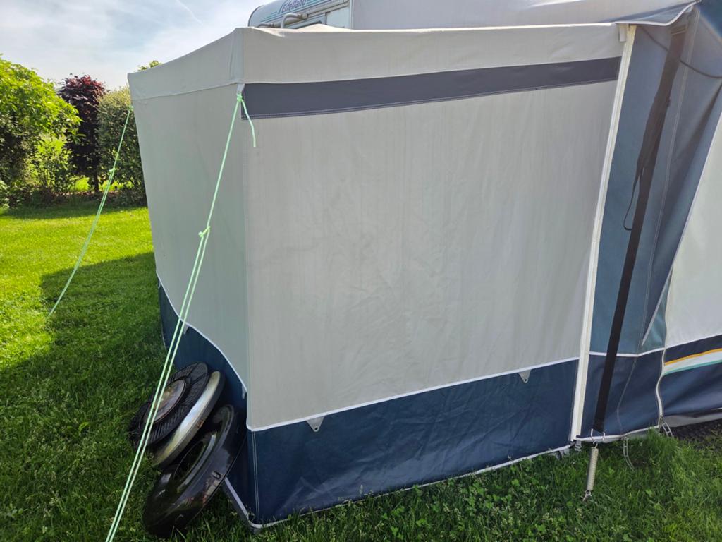 Dorema Klompentent/Aanbouw met stalen frame, Ophalen, Gebruikt