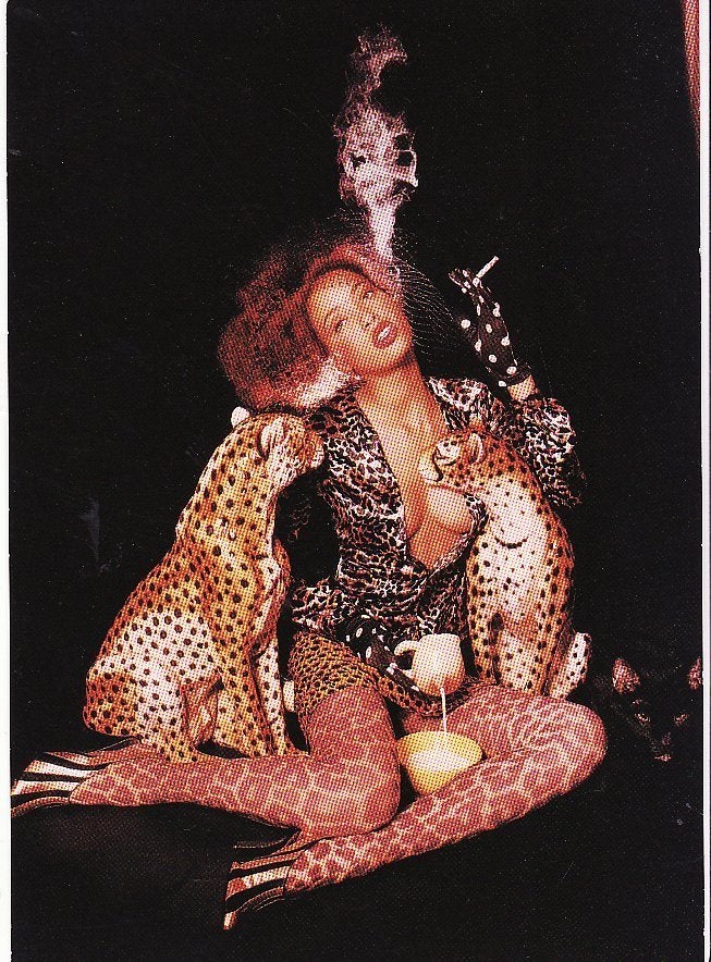 Brandi with boob cup and leopard- Foto David LaChapelle, Ophalen, 1980 tot heden, Ongelopen, Sterren en Beroemdheden