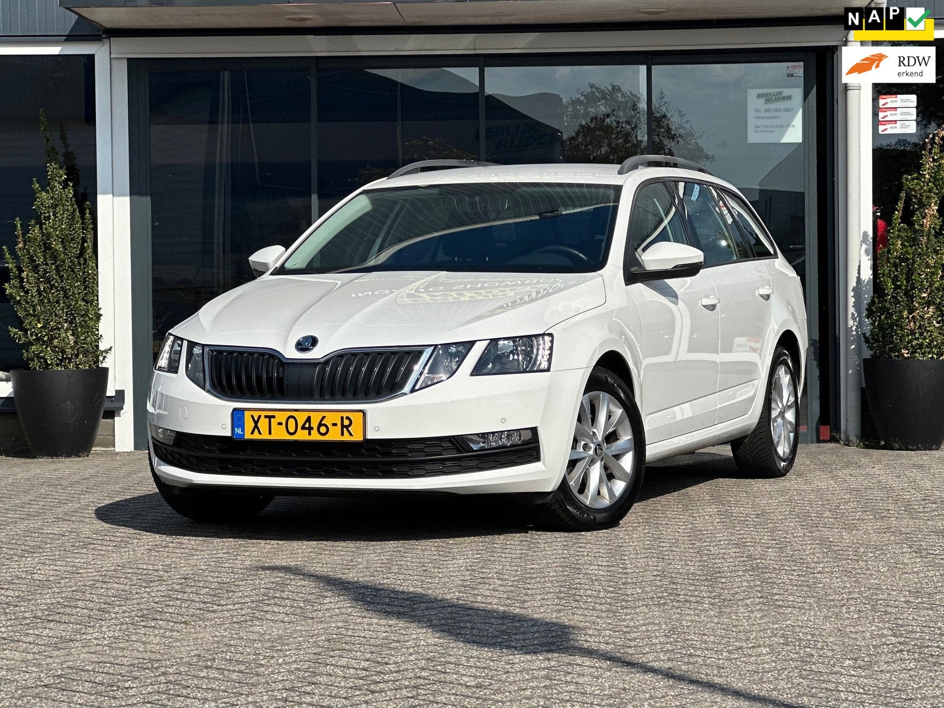 Skoda Octavia Combi 1.0 TSI Greentech Ambition Business|1Ste, Auto's, Skoda, Gebruikt, Euro 6, 116 pk, Wit