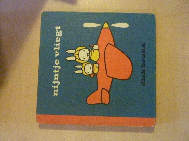 Dick Bruna - Nijntje vliegt 1970, Verzenden, Gelezen