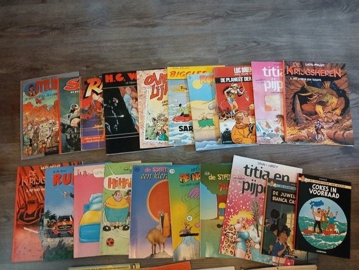 Grote collectie diverse stripboeken 100 stuks, Meerdere stripboeken, Ophalen of Verzenden, Gelezen