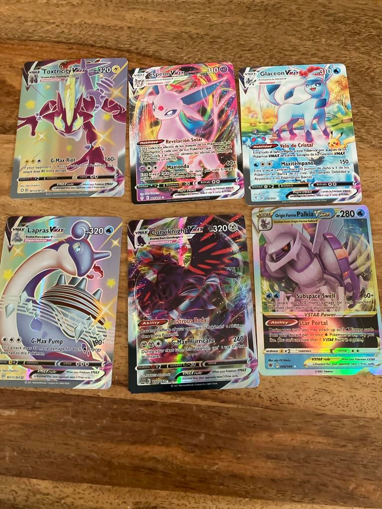 Pokémon VMAX & VSTAR Kaarten Bundel nummer 15, Ophalen of Verzenden, Zo goed als nieuw, Meerdere kaarten, Foil