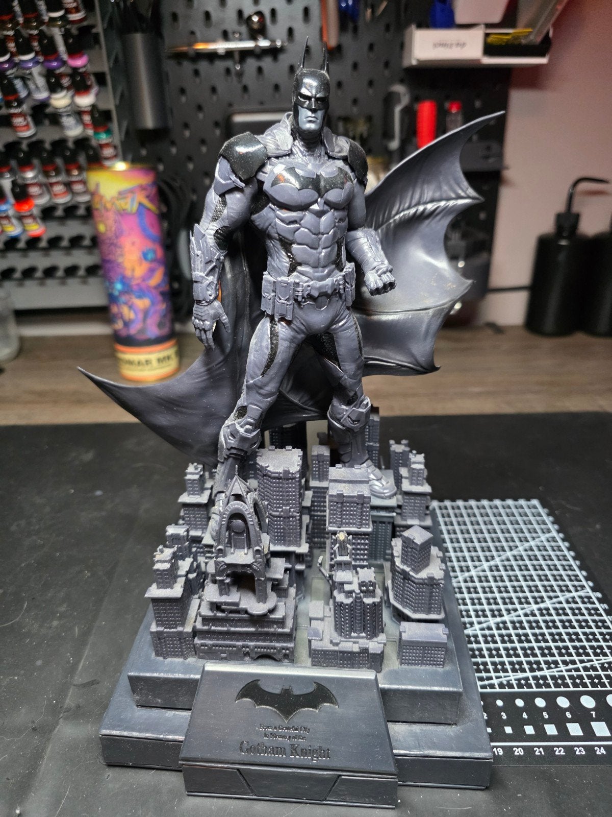 Batman arkham knight collector edition statue, Ophalen of Verzenden, Zo goed als nieuw, Fantasy