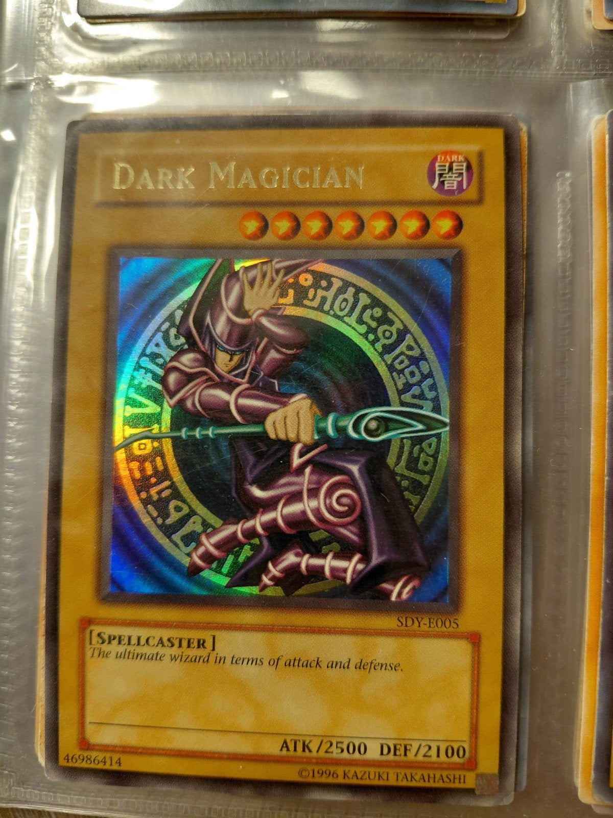 Yu-Gi-Oh! Dark Magician SDY-E005 Foil Kaart, Hobby en Vrije tijd, Verzamelkaartspellen | Yu-gi-Oh!, Ophalen of Verzenden, Gebruikt