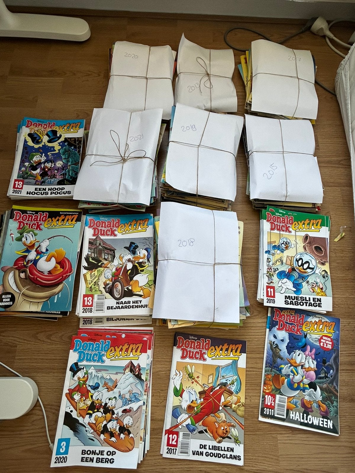 Donald duck weekblad + extra’s, Meerdere stripboeken, Ophalen, Gelezen