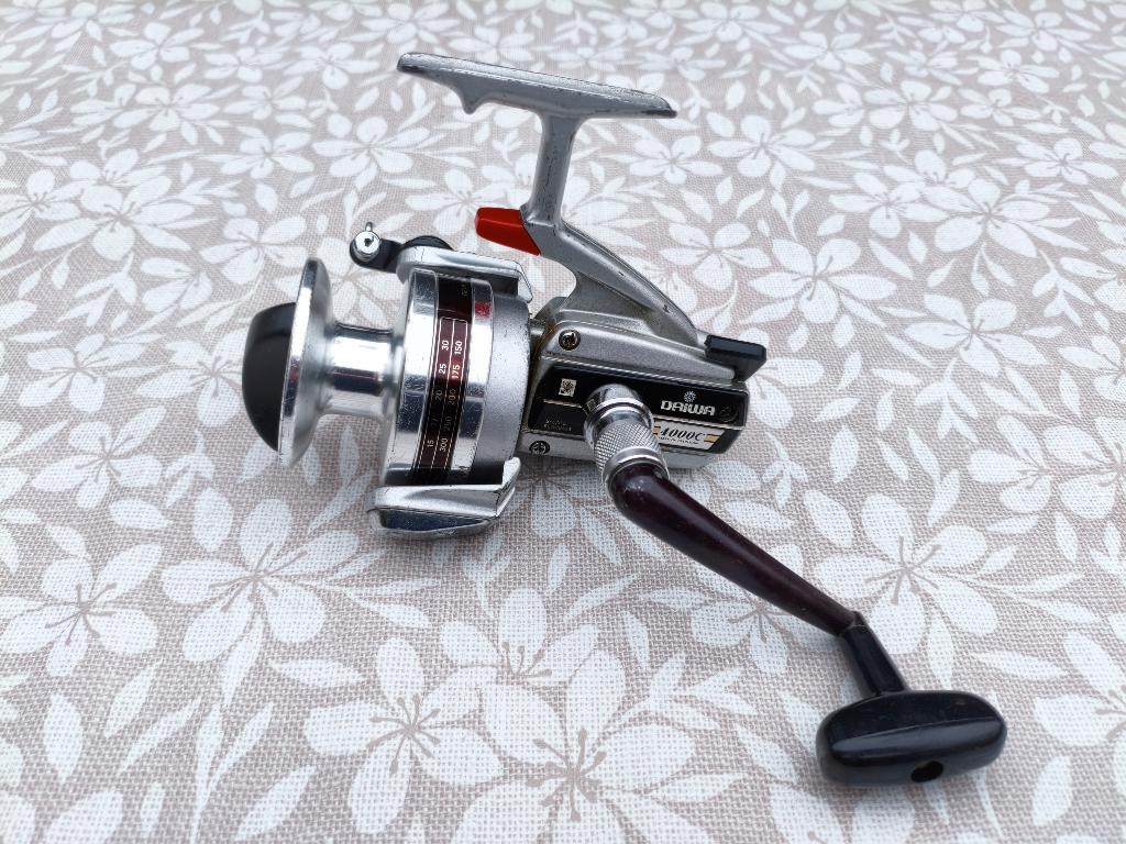 Daiwa 4000C (4000 C) Zeemolen Silver Serie # vintage #, Watersport en Boten, Hengelsport | Zeevissen, Ophalen of Verzenden, Gebruikt
