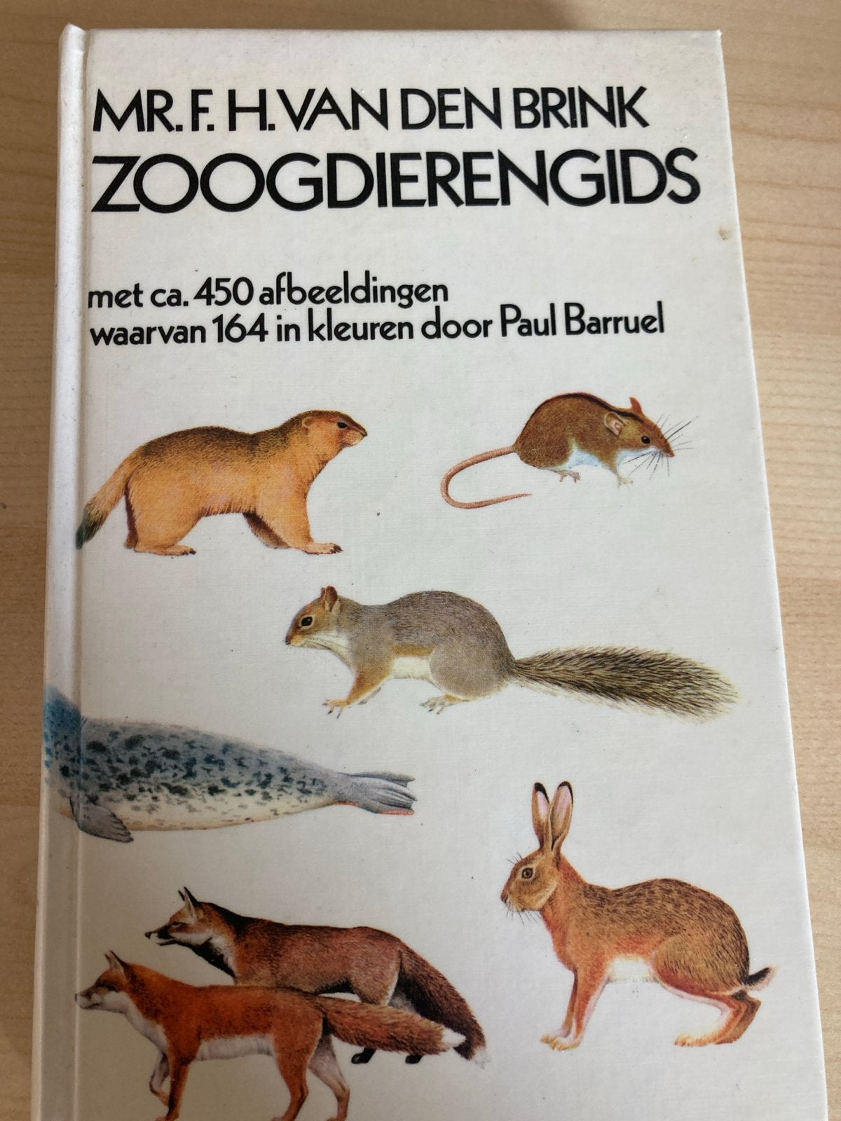 Zoogdierengids - Mr. F.H. van den Brink, Ophalen of Verzenden, Gelezen, Natuur algemeen