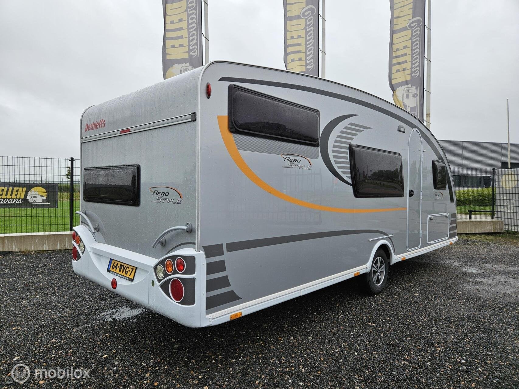 DETHLEFFS AERO STYLE 570 TK|7 PERSOONS|ISABELLA VOORTENT|KIN, Bedrijf, Treinzit, Meer dan 6, Dethleffs