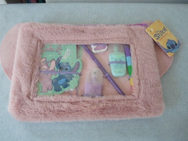 Stitch schatiige roze schooletui met schoolspullen Nieuw, Ophalen of Verzenden, Nieuw