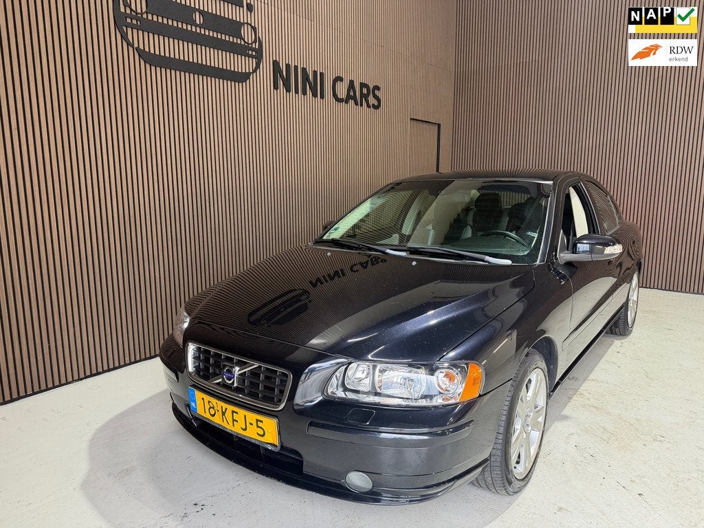 Volvo S60 2.4 Drivers Edition Zeer nette auto, Gebruikt, S60, Zwart, 2435 cc