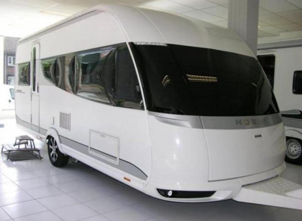 Luxe Hobby Premium 495 ul 2012, Vast bed, Rondzit, Hobby, Particulier