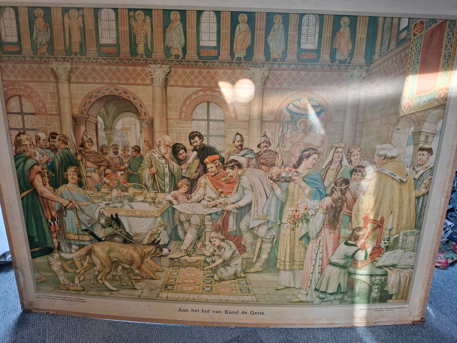 Schoolplaat "Aan het hof van Karel de Grote", Ophalen, Geschiedenis
