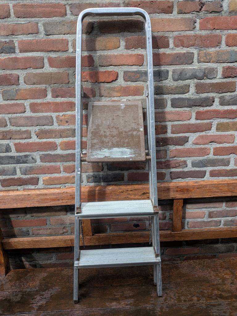 Huishoudtrap schilderstrap trapje 3 tredes, Doe-het-zelf en Verbouw, Ladders en Trappen, Ophalen, Gebruikt, Minder dan 2 meter