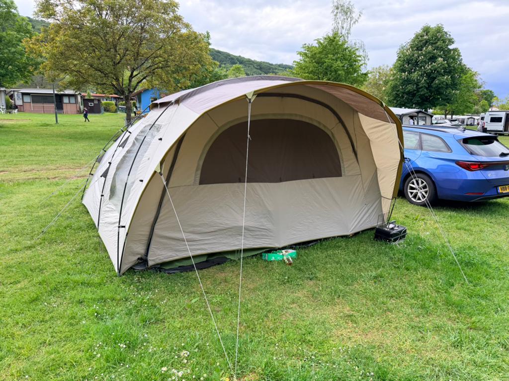 Quechua T6.2 boogtent gebruikt, Caravans en Kamperen, Tenten, Ophalen, Gebruikt, Tot en met 6
