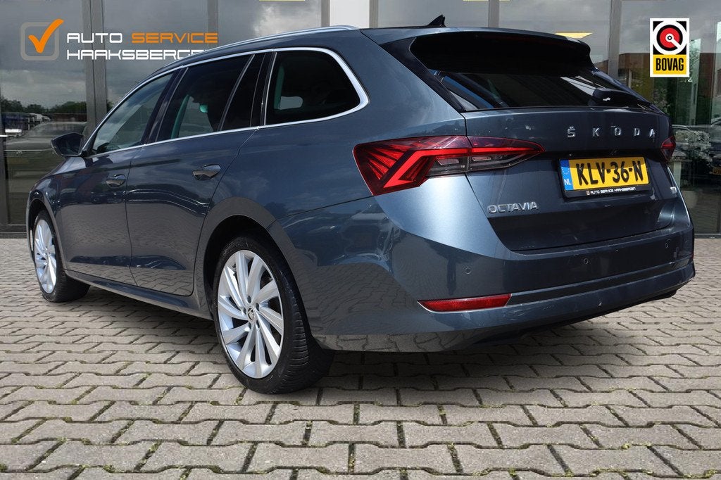 Skoda Octavia Combi 1.4 TSI iV PHEV Business Edition | ACC |, Auto's, Skoda, Gebruikt, Leder en Stof, Plug-in hybride, 1500 kg