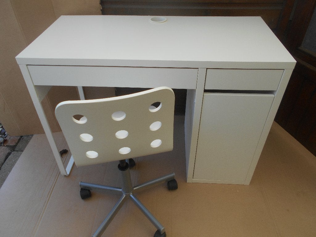 leuk IKEA Micke bureautje met IKEA bureau stoel, Ophalen, 105 cm, Gebruikt, Demontabel