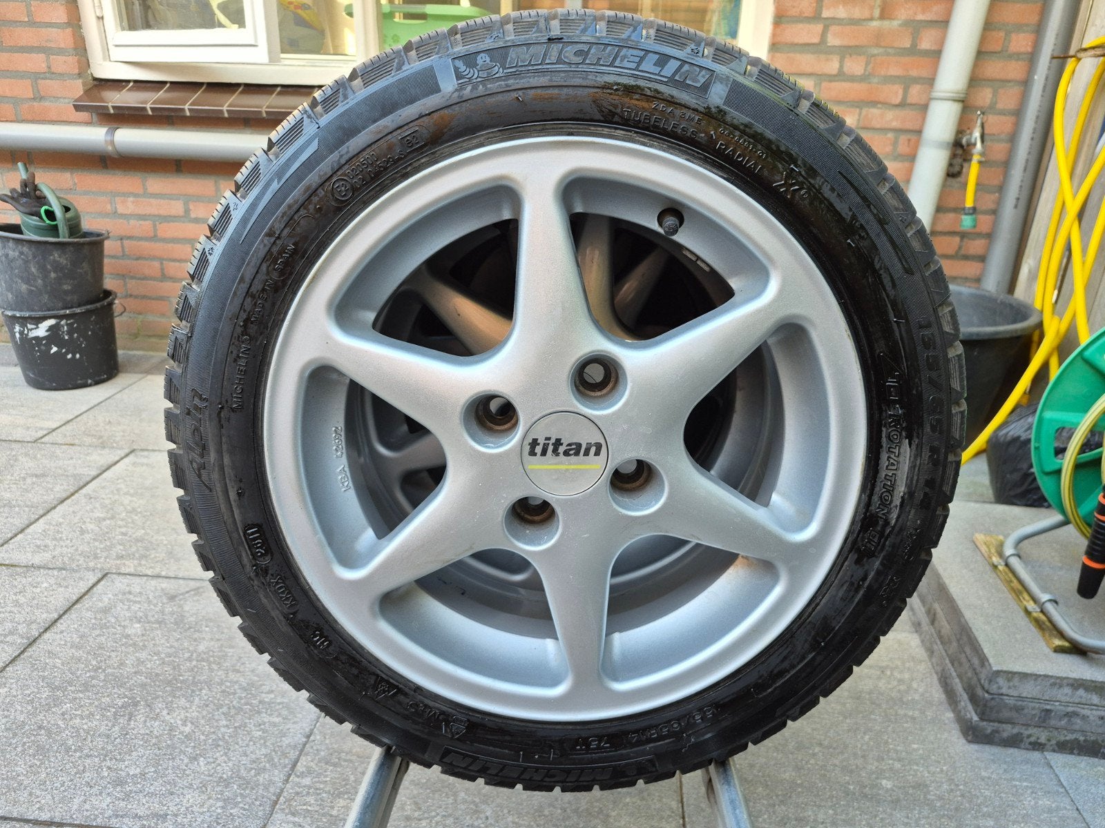 Te koop Toyota Aygo velgen 155 65 14 inch met gooi profiel n, Ophalen, 14 inch, Gebruikt, 155 mm