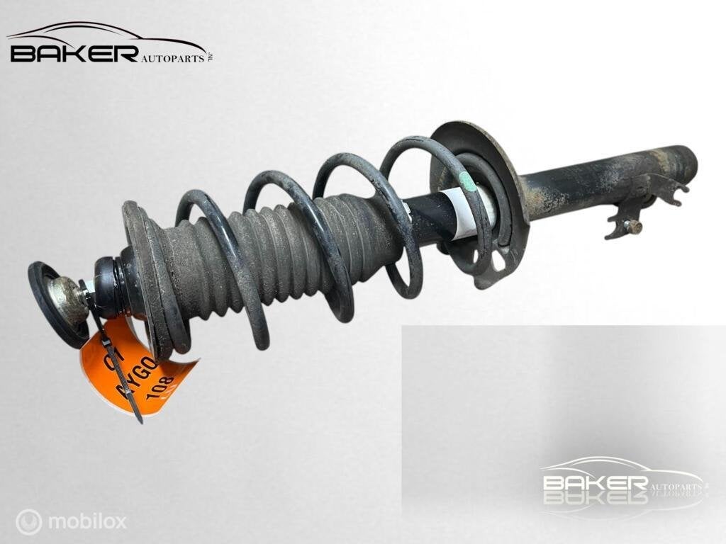 Veerpoot linksvoor Toyota Aygo II 108 C1 14-21) 03081000796, Gebruikt, Toyota, Ophalen of Verzenden