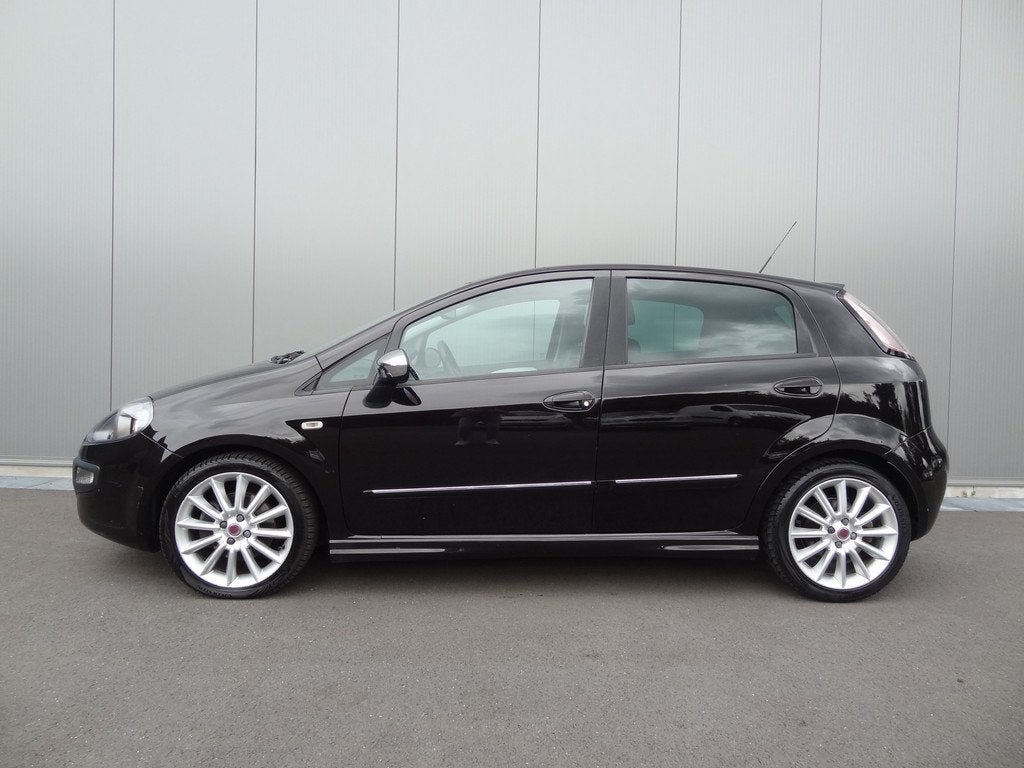 Fiat Punto Evo 1.4-16V | 135 PK | LEDER | STOELV | CLIMATE |, Auto's, Fiat, Voorwielaandrijving, Euro 5, 135 pk, Zwart