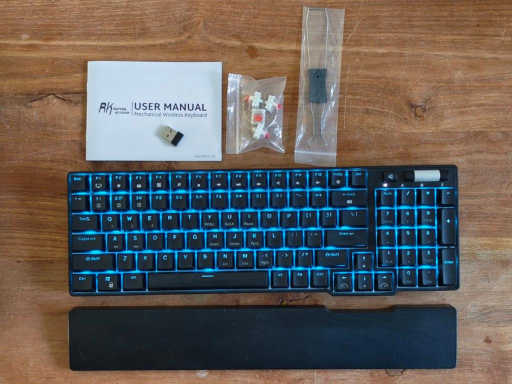 Royal Kludge RK96 Mechanisch Draadloos Toetsenbord QWERTY, Computers en Software, Toetsenborden, Gaming toetsenbord, Ophalen of Verzenden