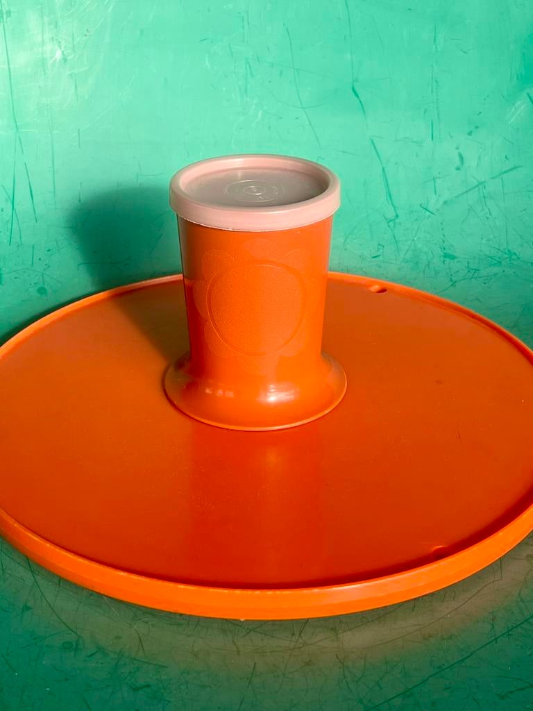 Retro kinderbeker deksel oranje bloem  jaren 70 Tupperware, Huis en Inrichting, Keuken | Tupperware, Ophalen of Verzenden, Gebruikt