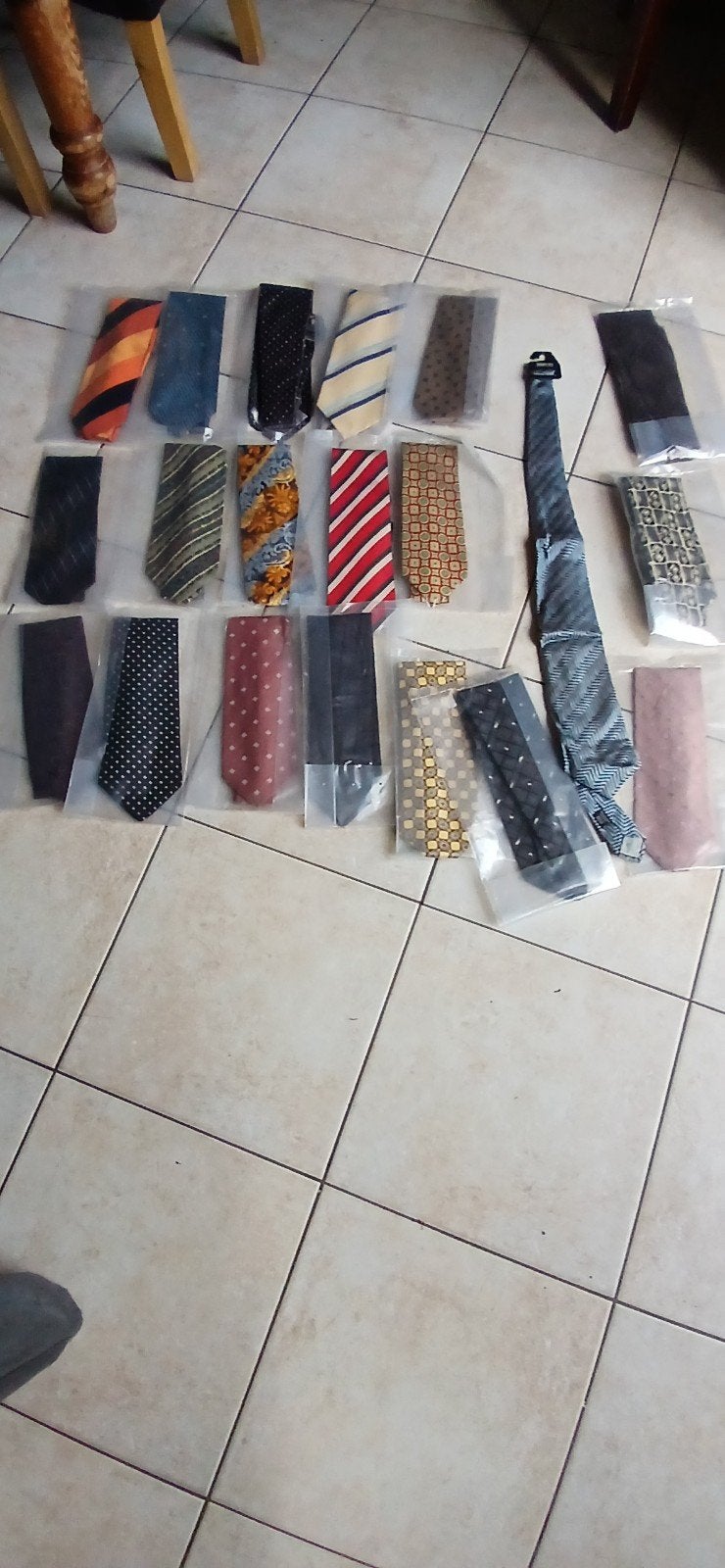 Grote collectie heren dassen - Diverse kleuren en patronen, Ophalen, Meerkleurig, Diverse, Zo goed als nieuw