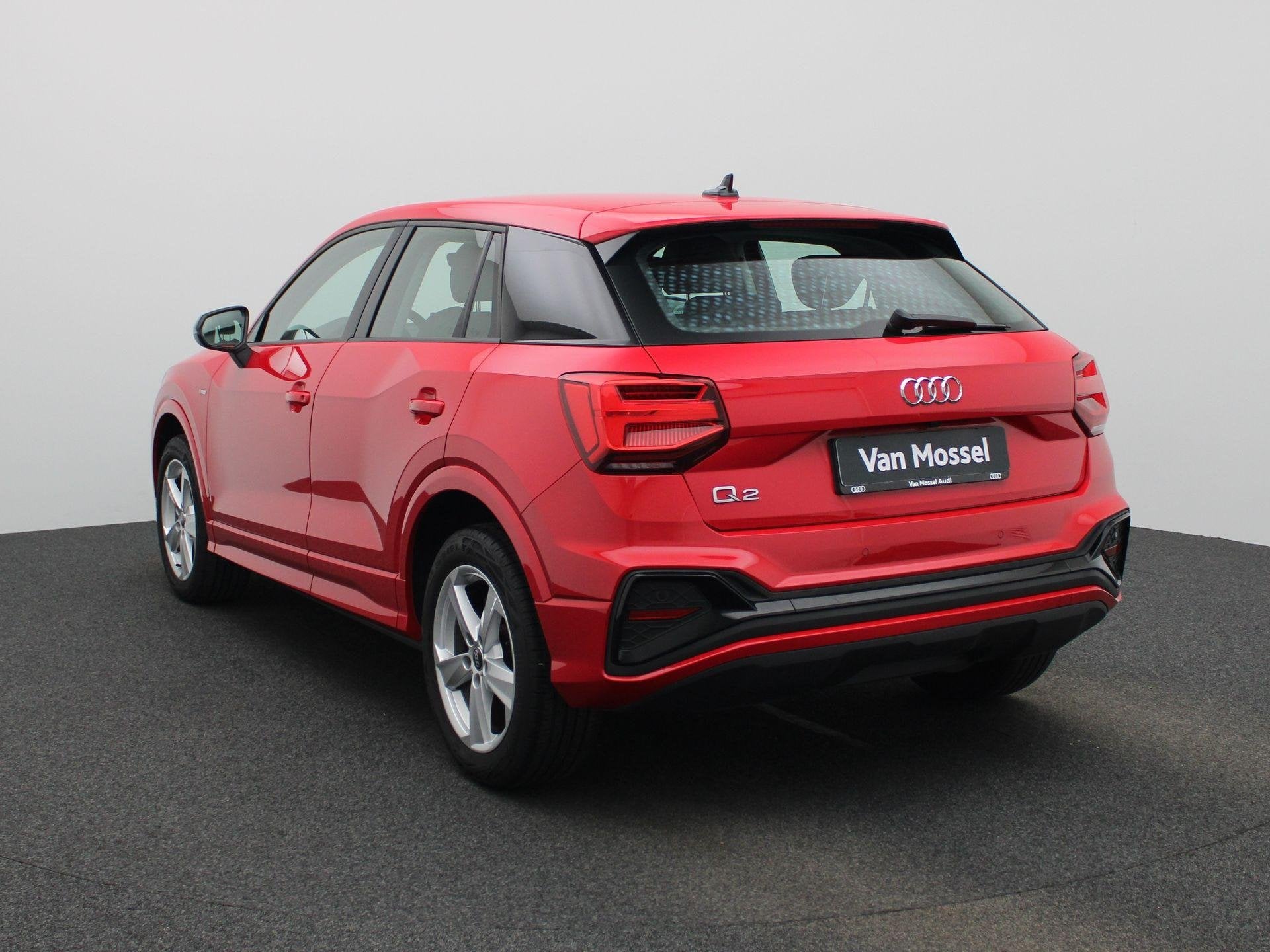 Audi Q2 30 TFSI S Edition | ACHTERUITRIJCAMERA | LEDER INTER, Auto's, Voorwielaandrijving, 12 maanden, Gebruikt, Leder en Stof