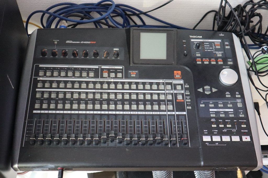 menpaneel Tascam 2488, Muziek en Instrumenten, Ophalen, Zo goed als nieuw, 20 kanalen of meer, Microfooningang