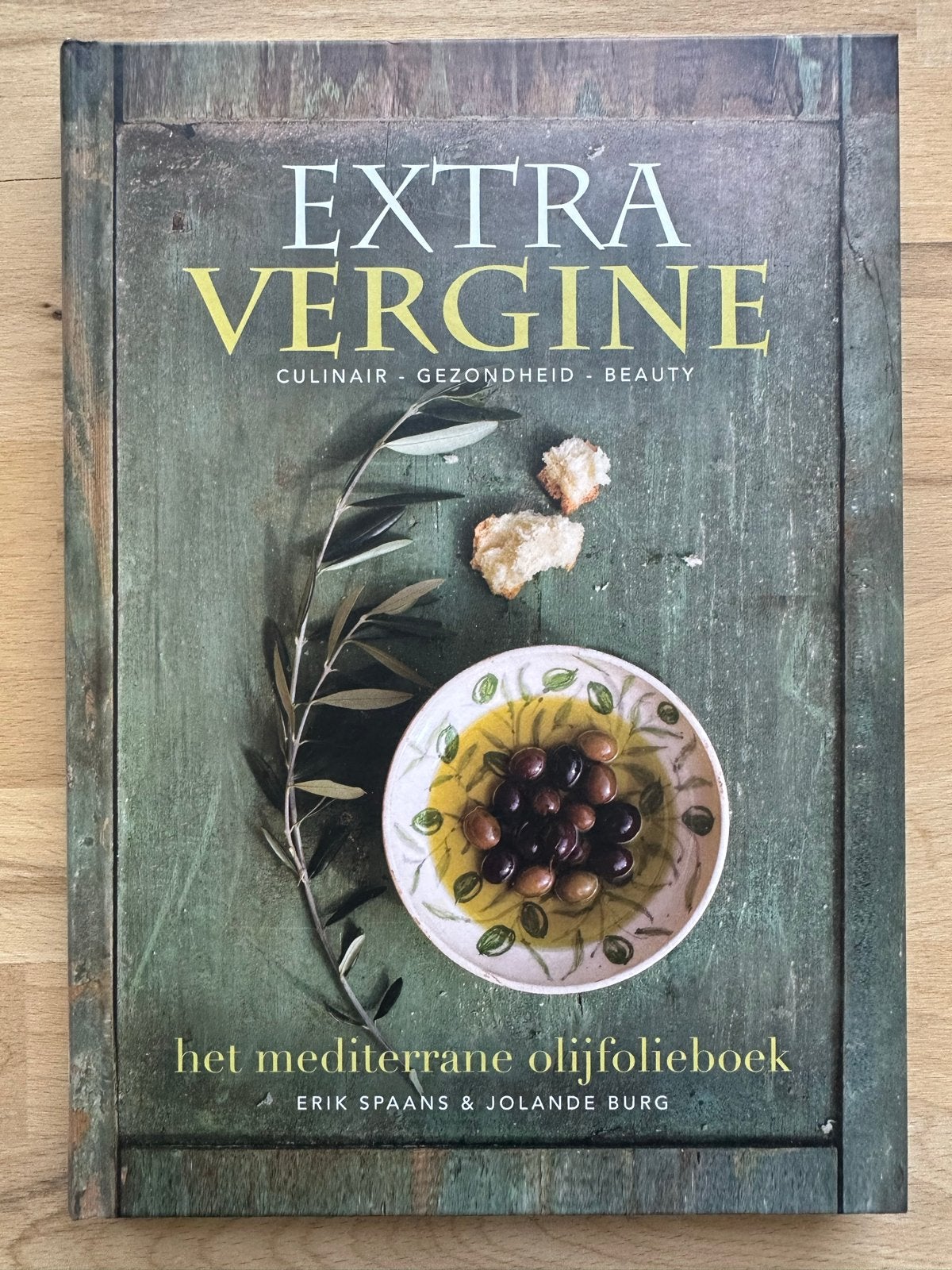Extra Vergine: Het mediterrane olijfolieboek, Boeken, Kookboeken, Hoofdgerechten, Ophalen of Verzenden, Zo goed als nieuw, Europa