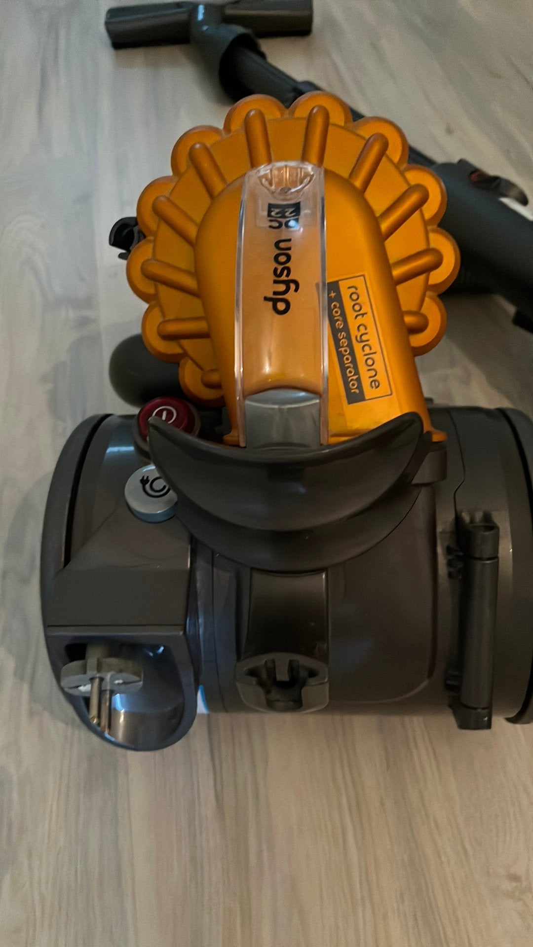 Foto 4 van Dyson DC22 Allergy Parquet sledestofzuiger