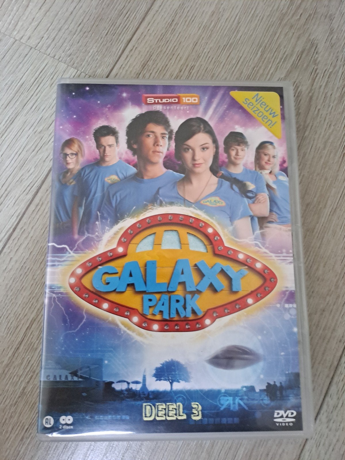 Galaxy Park Seizoen 2 en 3 Compleet Dvd Studio 100 ZELDZAAM, Cd's en Dvd's, Gebruikt, Alle leeftijden, Tv-serie, Ophalen of Verzenden