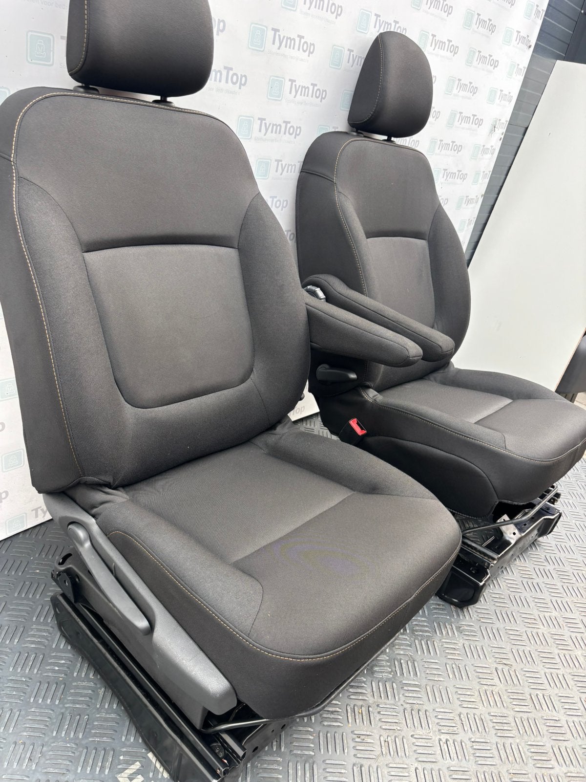 stoelen Opel Vivaro Renault Trafic Nissan NV 300  vanaf 2014, Tymtop5@gmail.com, 3161ek, Nieuw, Ophalen of Verzenden