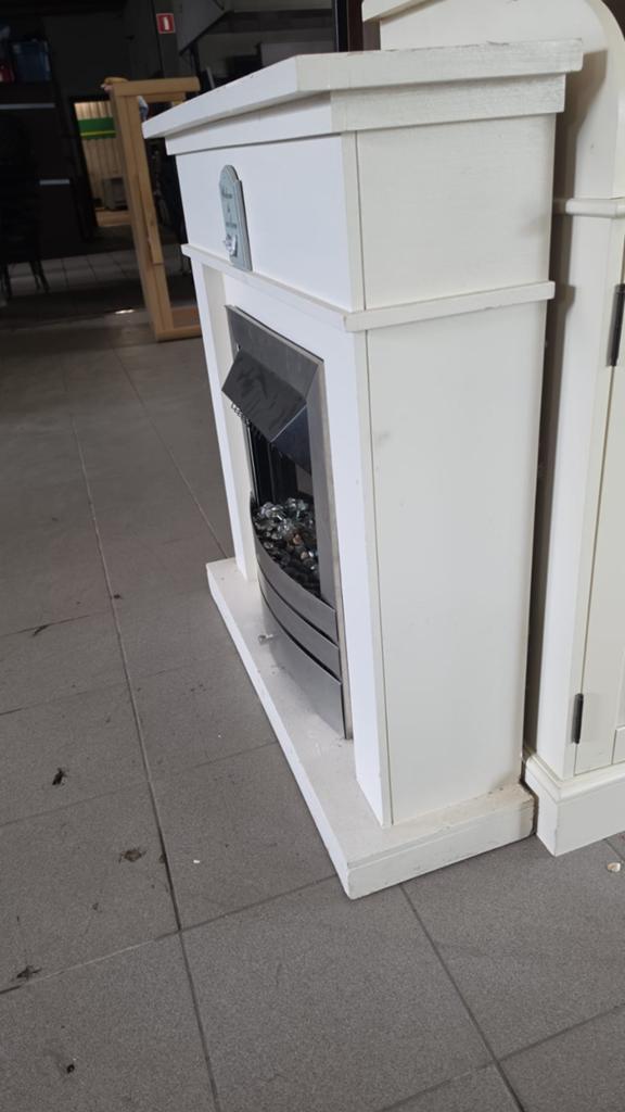 Elektrische Sierhaard met Ombouw – Landelijke Stijl – Wit, Ophalen, Elektrische haard, Onbekend, Zo goed als nieuw