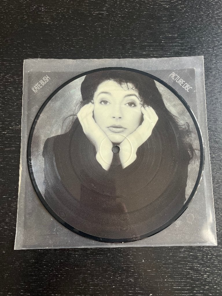 Kate Bush - This Woman’s Work Picture Disc, Beschermende buitenhoes, 7 inch, Ophalen of Verzenden, Zo goed als nieuw