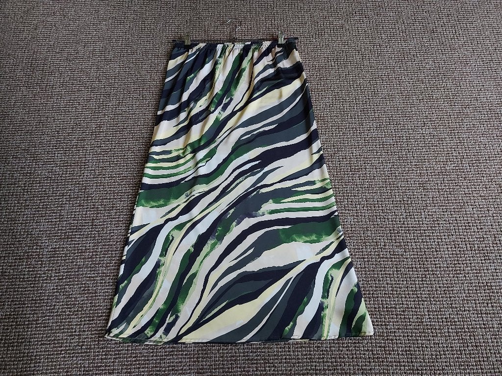 Maxi rok mt. M met haper!!!!, Maat 38/40 (M), City Life, Ophalen of Verzenden, Gedragen