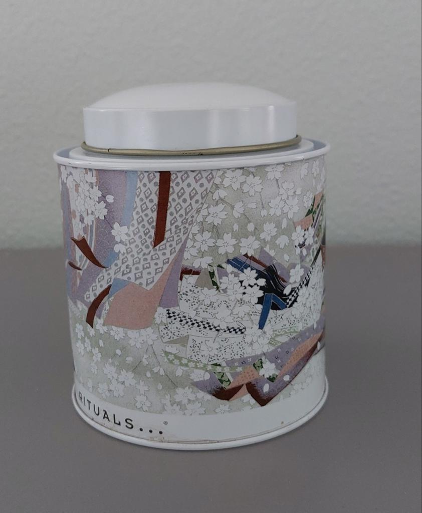 RITUALS  rond theeblik met Japanse print, Verzamelen, Blikken, Ophalen of Verzenden, Zo goed als nieuw, Thee