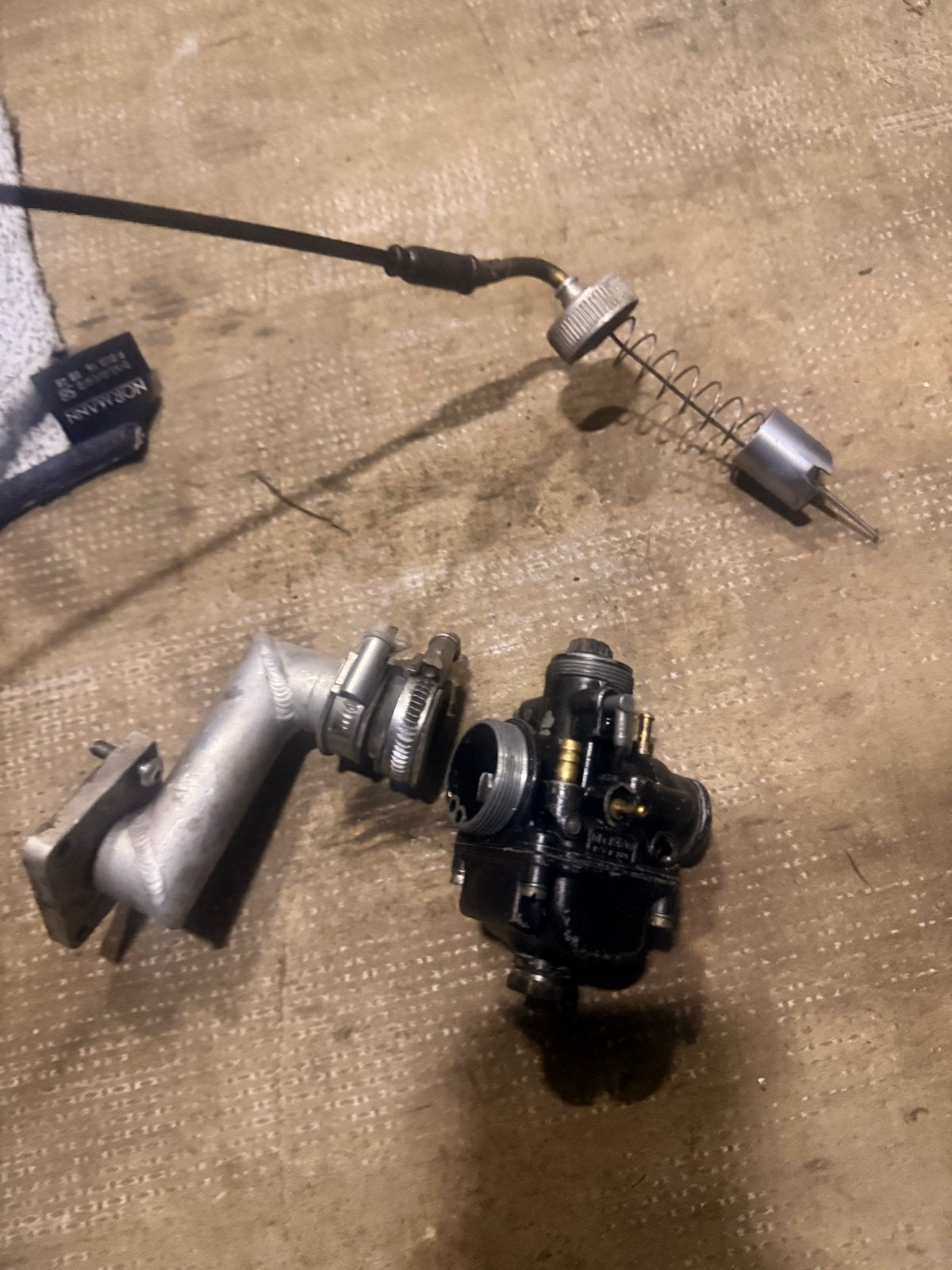 Tomos 21mm Carburateur en Spruitstuk, Fietsen en Brommers, Ophalen of Verzenden, Gebruikt, Carburateur