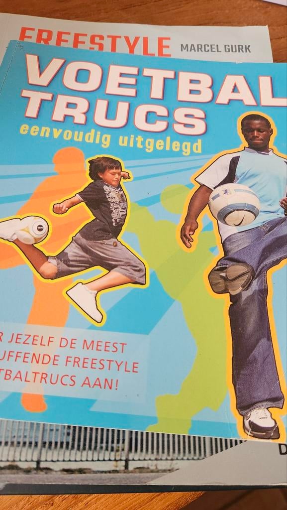 Freestyle Voetbal Trucs - Eenvoudig Uitgelegd, Ophalen of Verzenden, Gelezen, Marcel Gurk, Balsport
