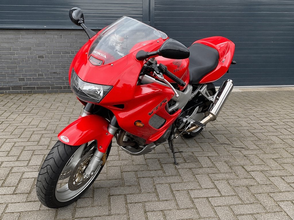 Honda VTR 1000F Firestorm, Motoren, 2 cilinders, Occasion, Handgeschakeld, Sport