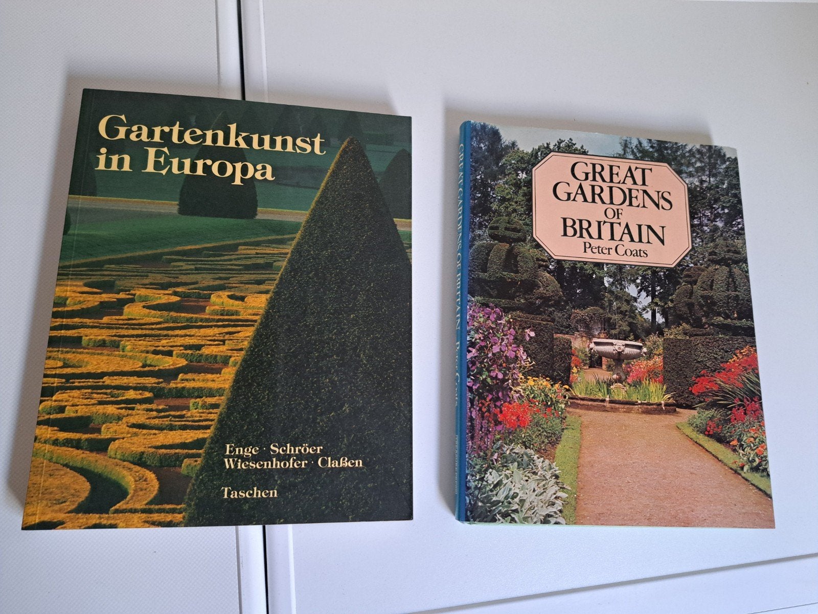 2  boeken over tuinkunst en tuinen in Europa en Groot-Britt, Ophalen of Verzenden, Gelezen, Enge, Schröer, Wiesenhofer, Claßen, Peter Coats