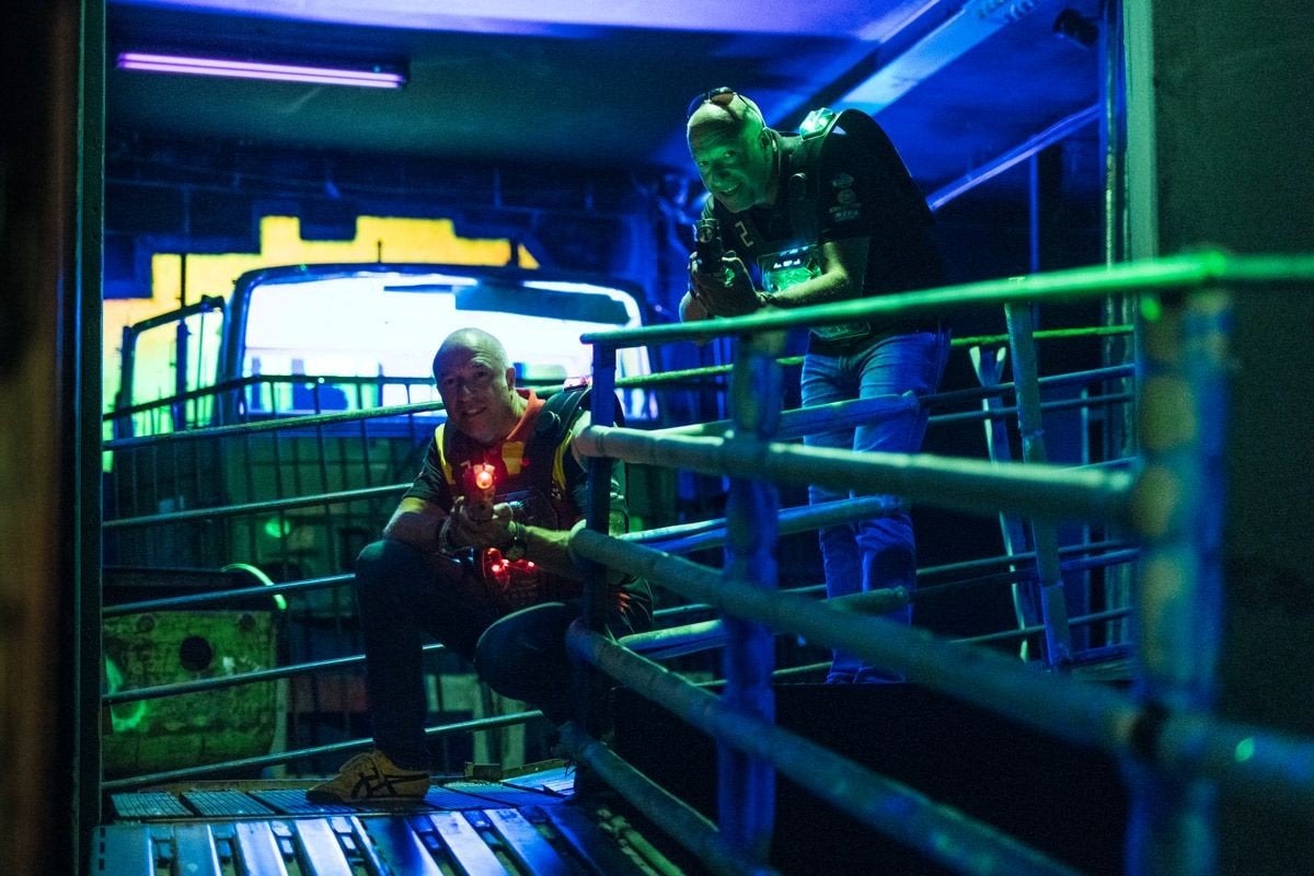 Lasergame voor 5 personen twv €70, Twee personen, Ticket of Toegangskaart