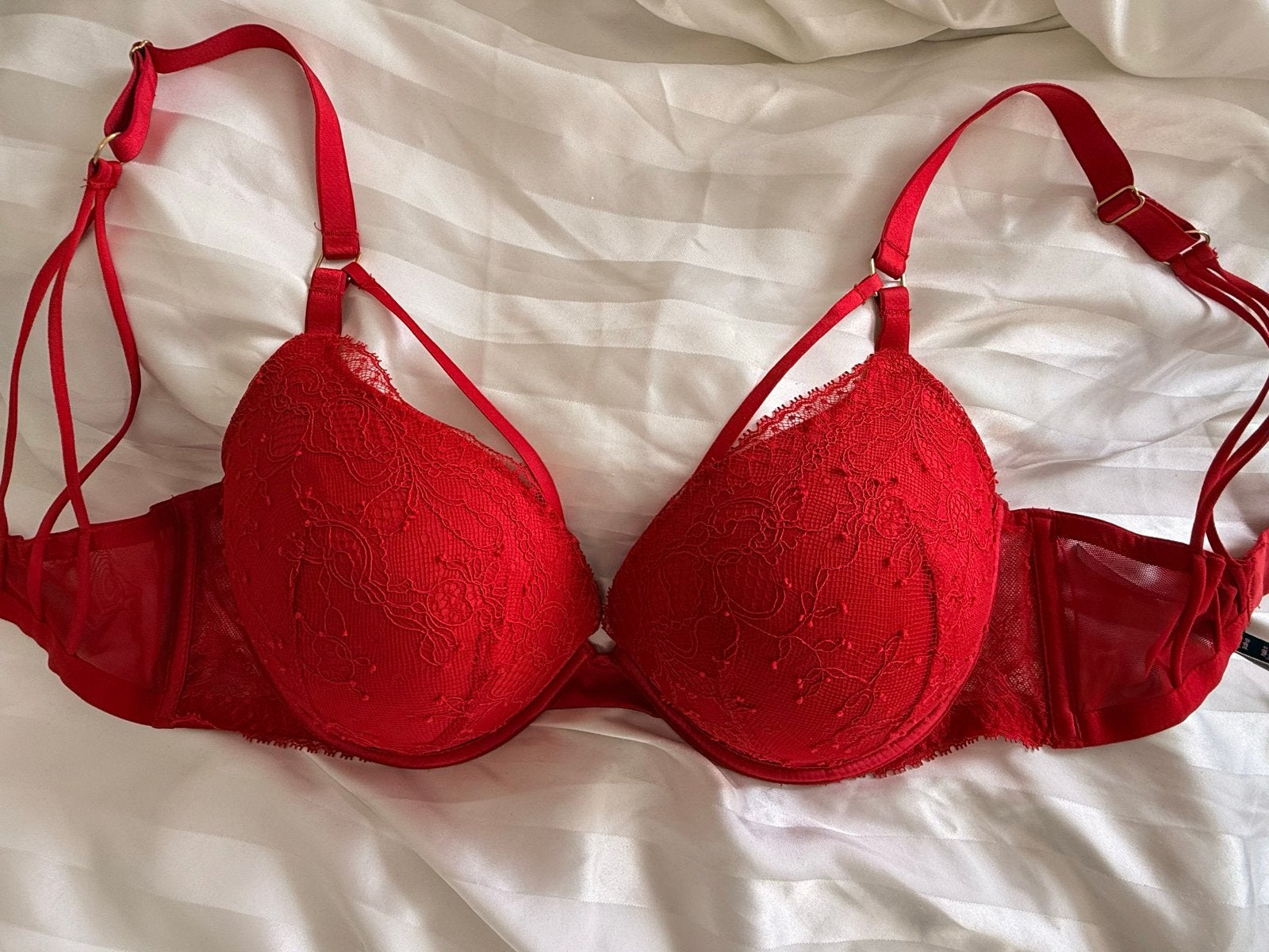 Victoria's Secret rode kanten push-up BH 75F, Kleding | Dames, Ondergoed en Lingerie, Verzenden, Rood, BH