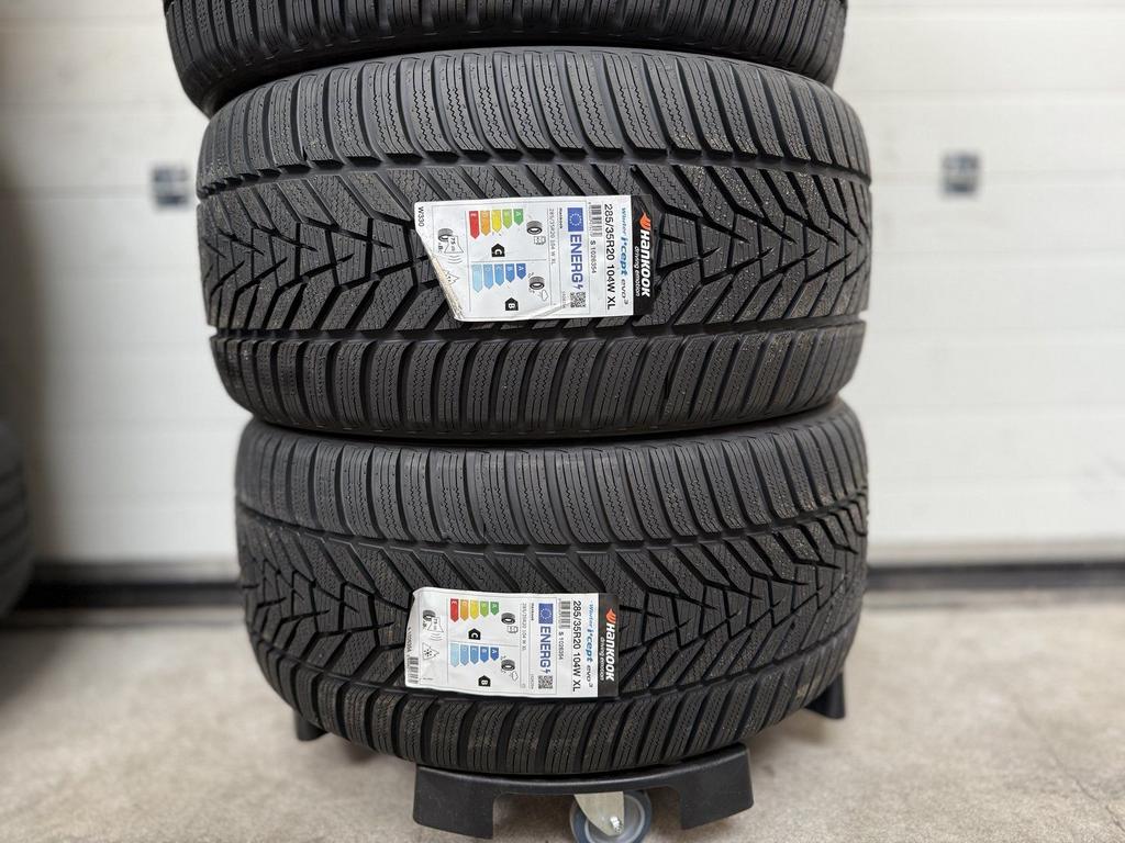 NIEUW  20 ’’WINTERBANDEN 20 INCH 285 35 20 DOT 24, -, 285 mm, -, Banden en Velgen