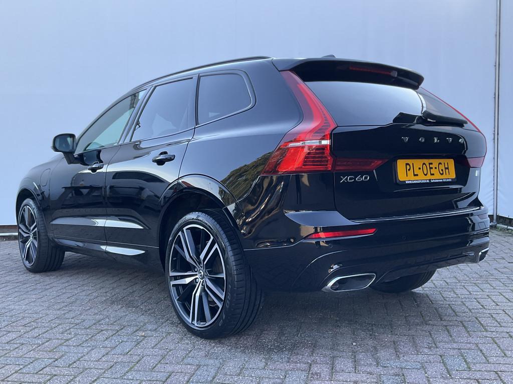 Volvo XC60 2.0 Recharge T6 AWD R-Design HUD HK Pano.dak BLIS, Automaat, Gebruikt, 1969 cc, Zwart